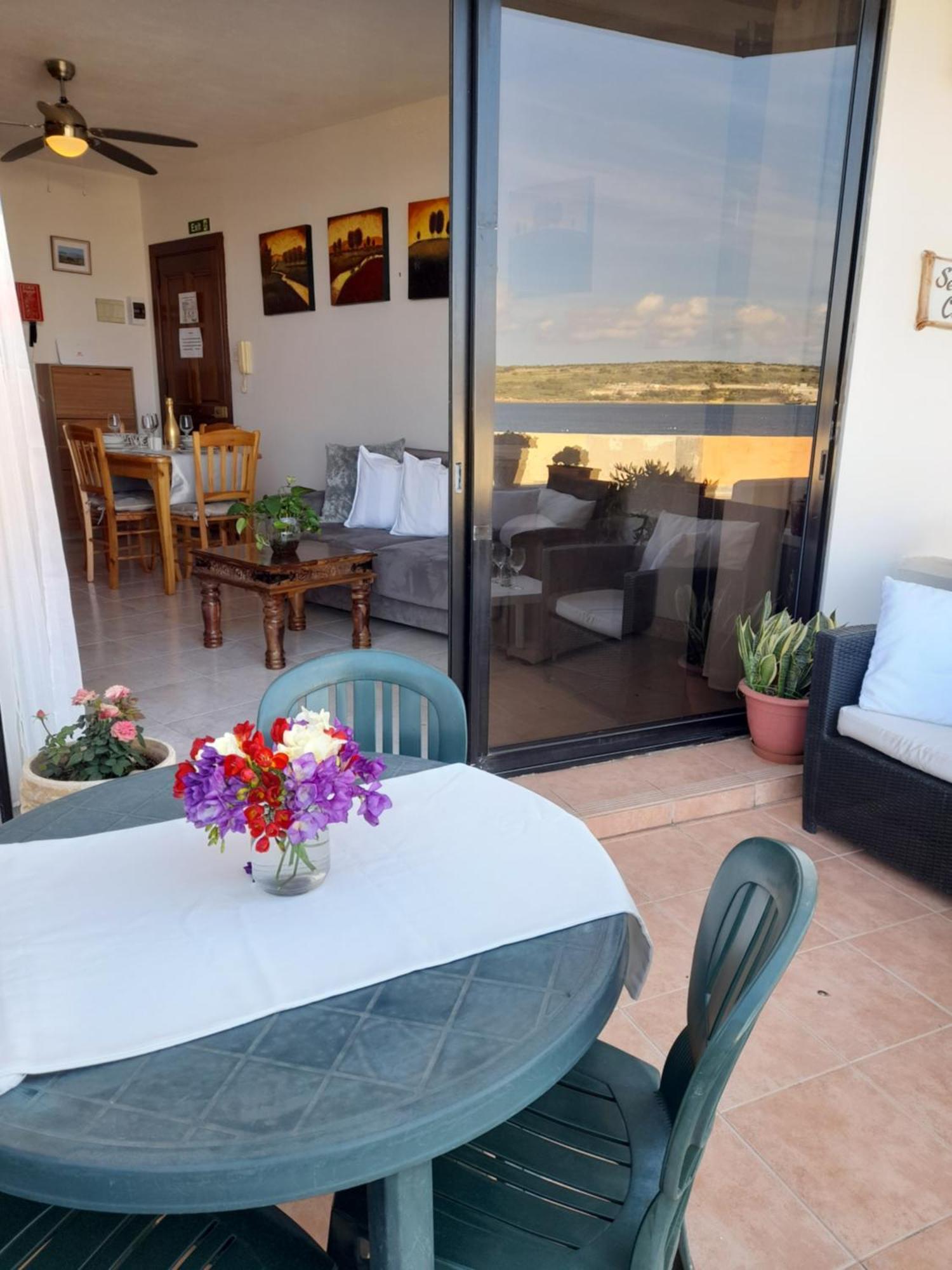 Seafront Maisonette Ocean Views & Terrace Mellieħa Εξωτερικό φωτογραφία